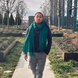 Meet your Posher, Philip